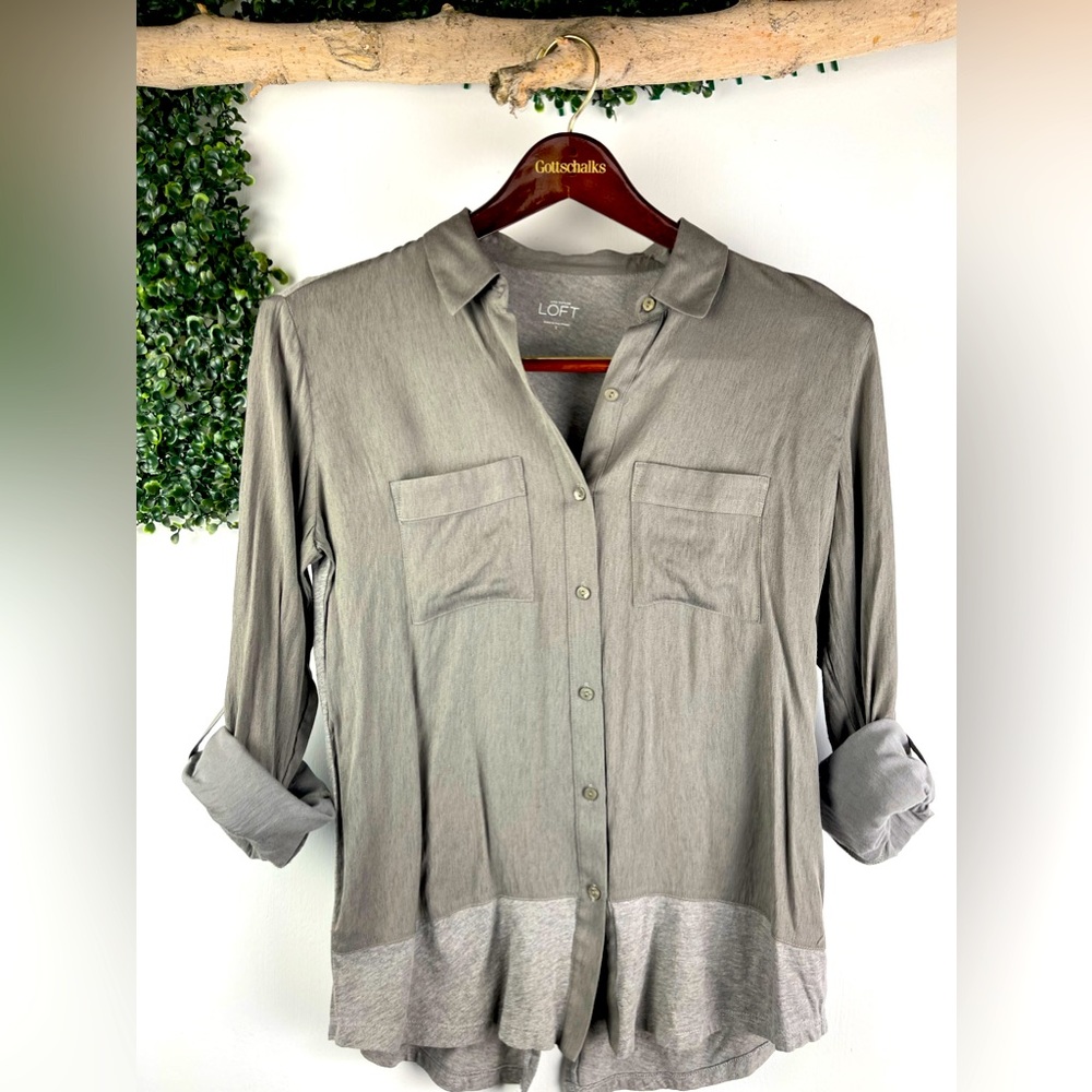Ann Taylor Loft || button down shirt